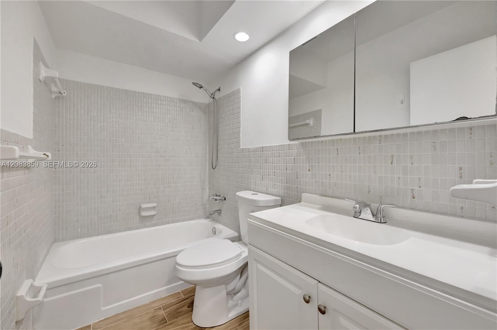 1939 Jefferson St · #103 in Hollywood - Photo 10
