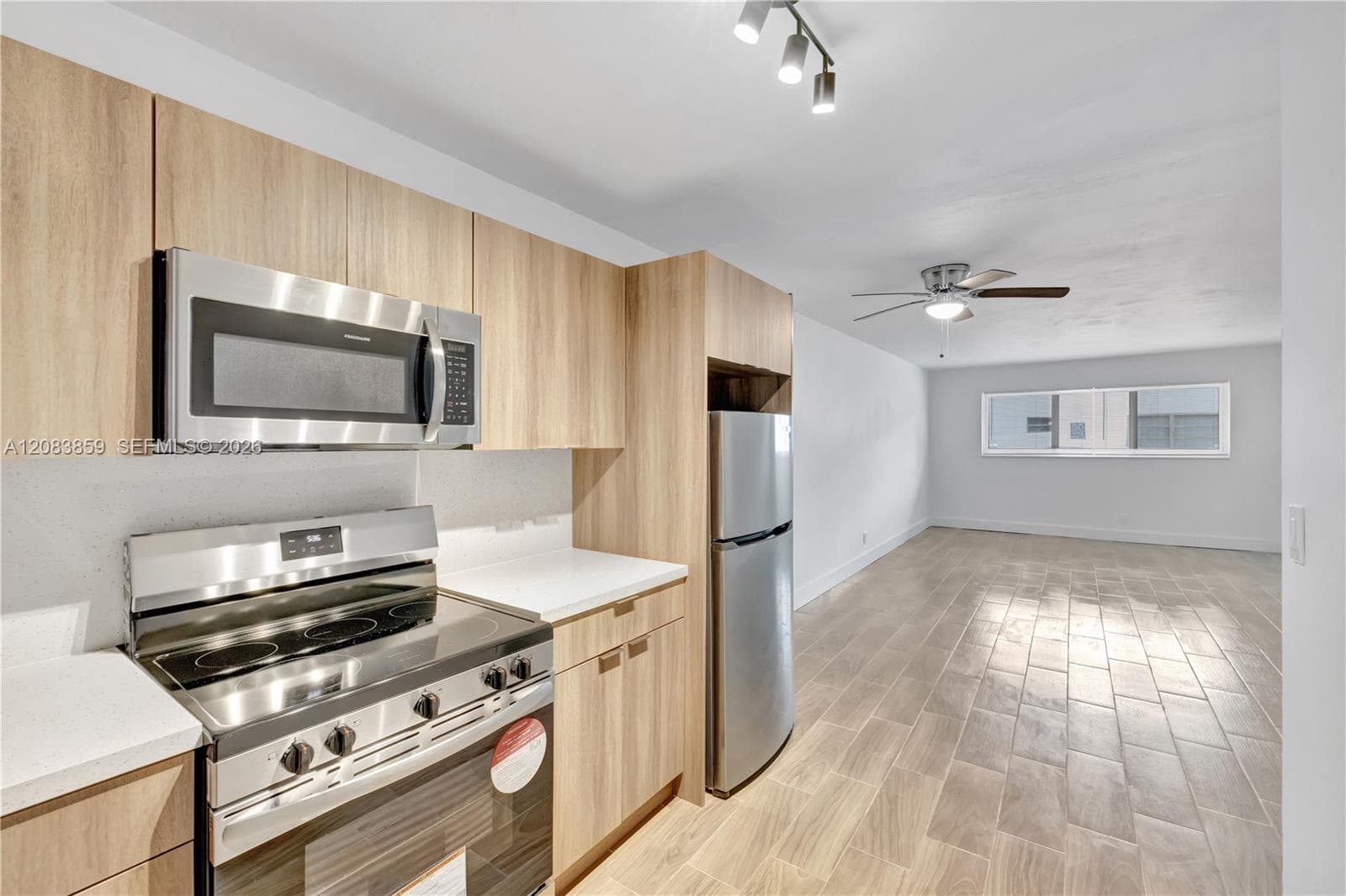 1939 Jefferson St · #103 in Hollywood - Photo 19