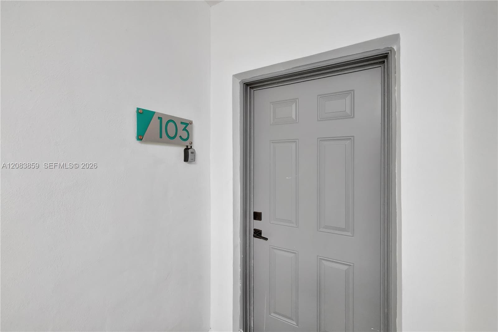 1939 Jefferson St · #103 in Hollywood - Photo 31