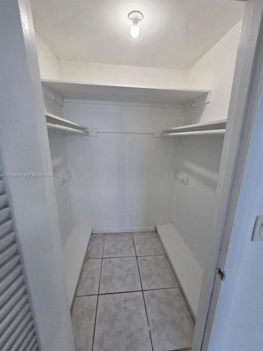 SUTTON HOUSE CONDO · #8 in North Miami - Photo 9