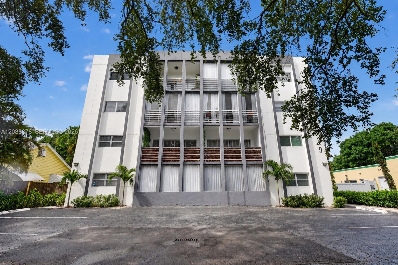 1939 Jefferson St · #204 in Hollywood - Photo 38