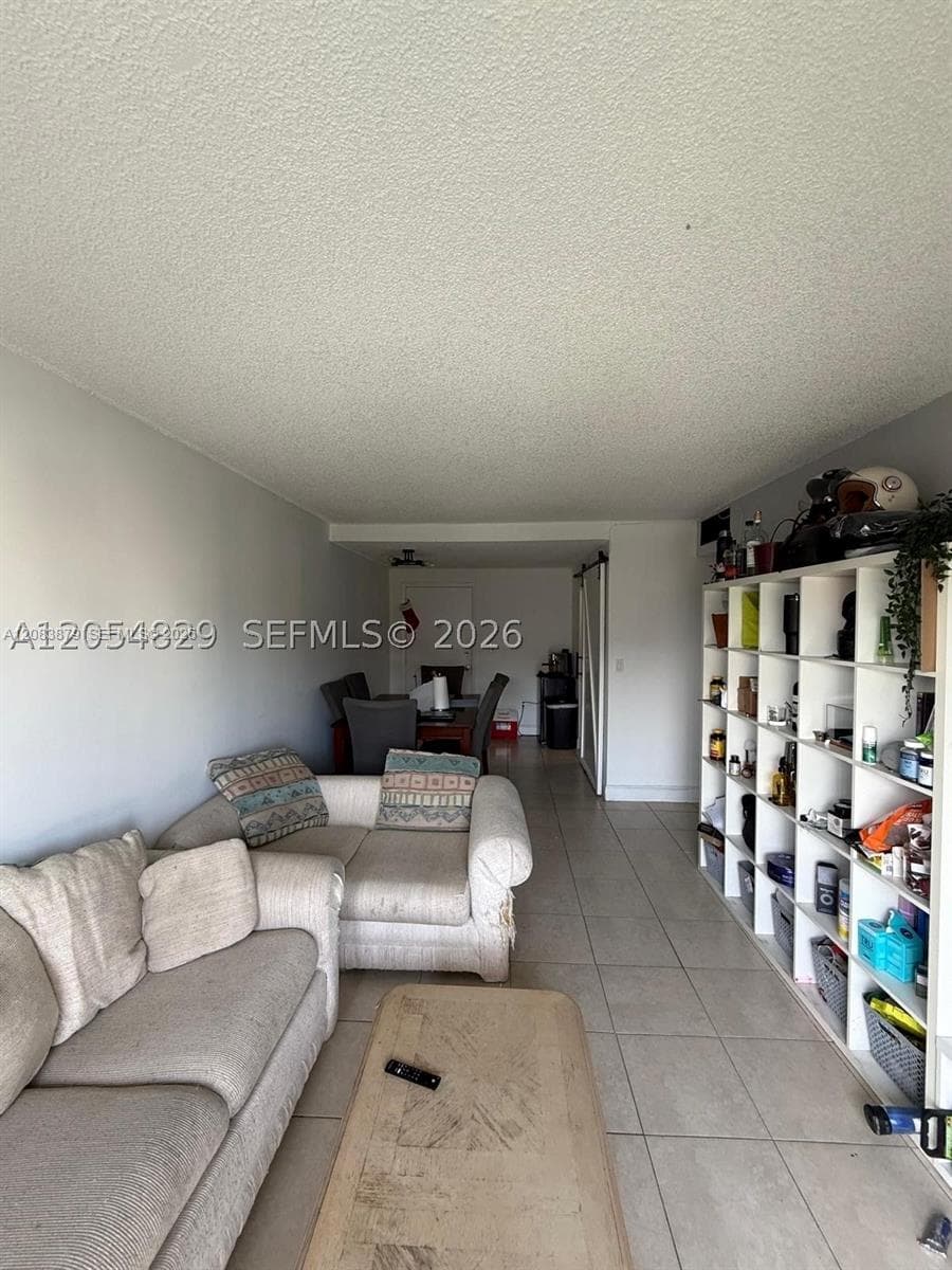 VENICE ISLE CONDO · #403 in North Miami Beach - Photo 4