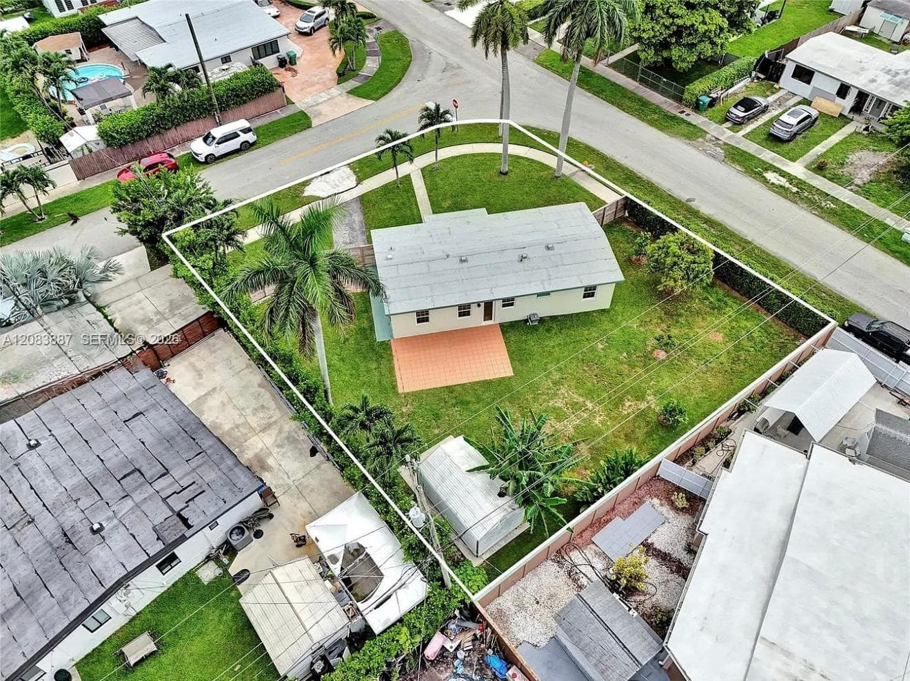 11250 SW 46th St photo 1
