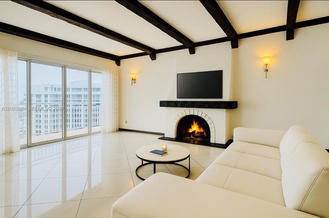 DEL PRADO · #PH04 & PH03 in Aventura - Photo 5