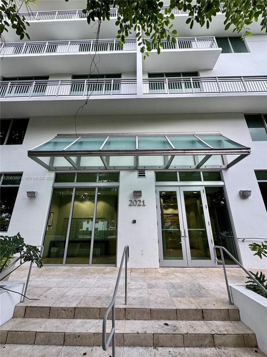 ROADS AT 21ST CONDO · #1102 in Miami - Photo 3