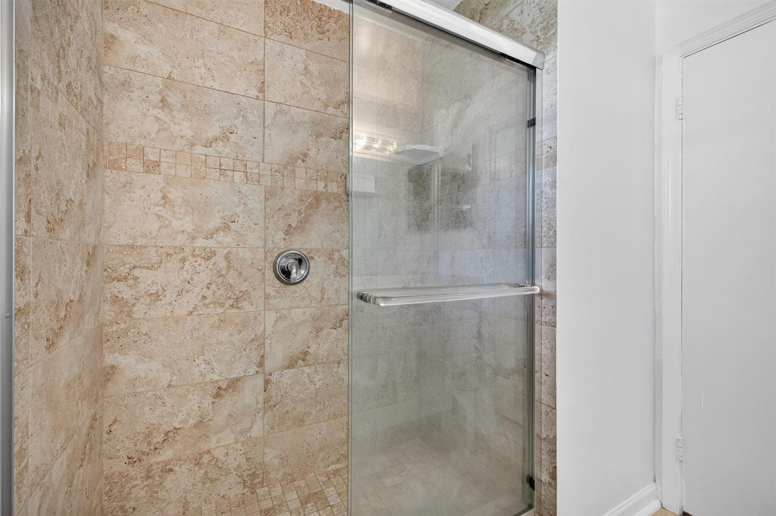 39-web-or-mls-699A8411