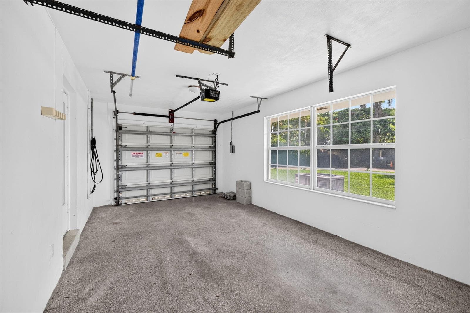 25-web-or-mls-699A8216