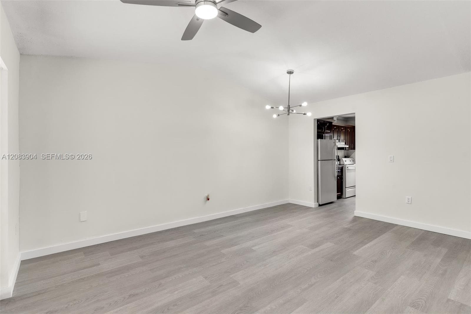 13962 SW 52 LN photo 7