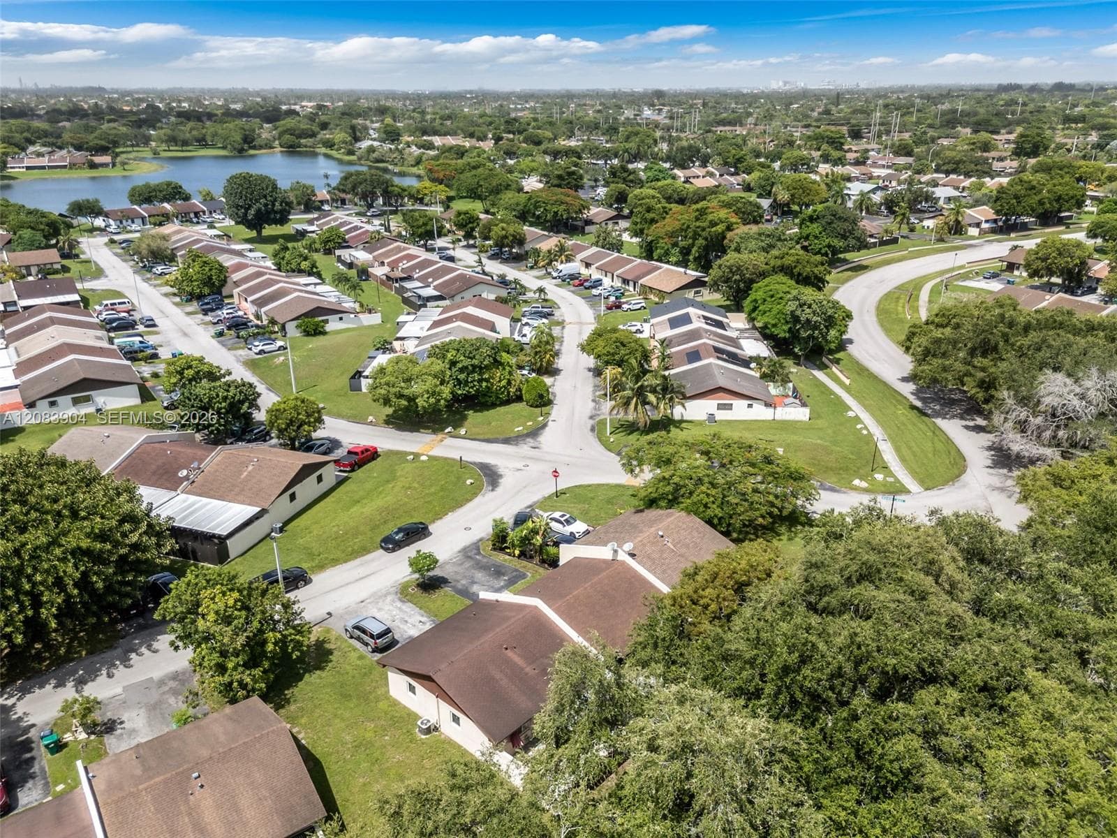 13962 SW 52 LN photo 30