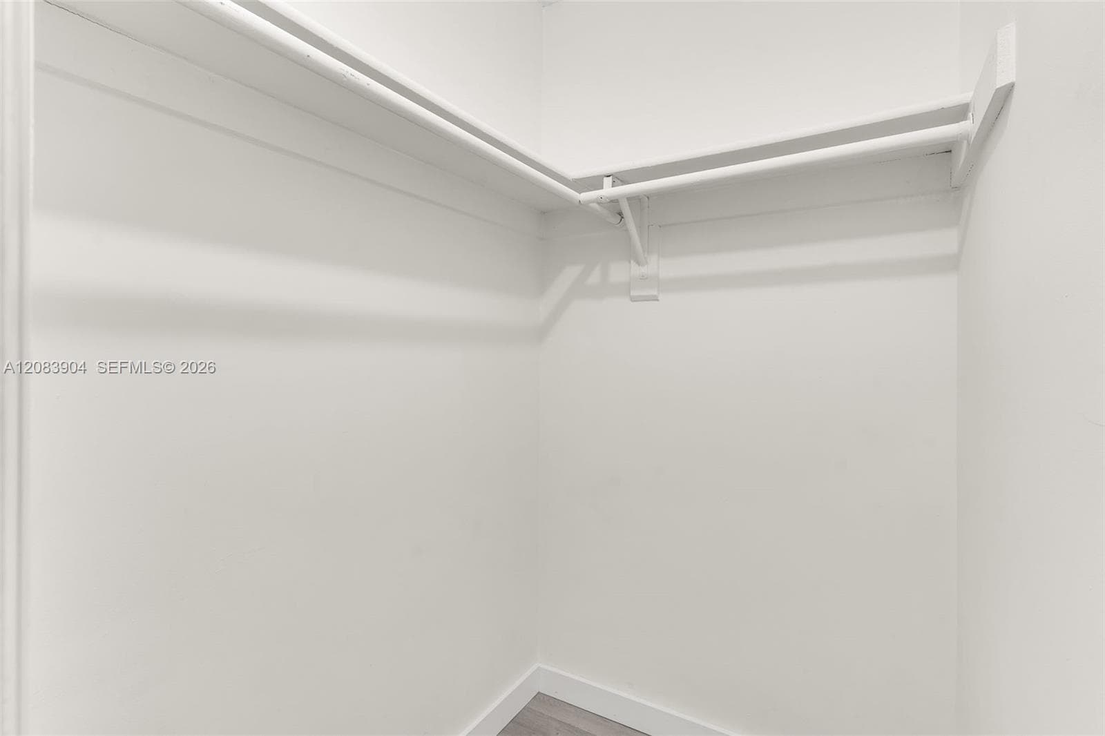 13962 SW 52 LN photo 15