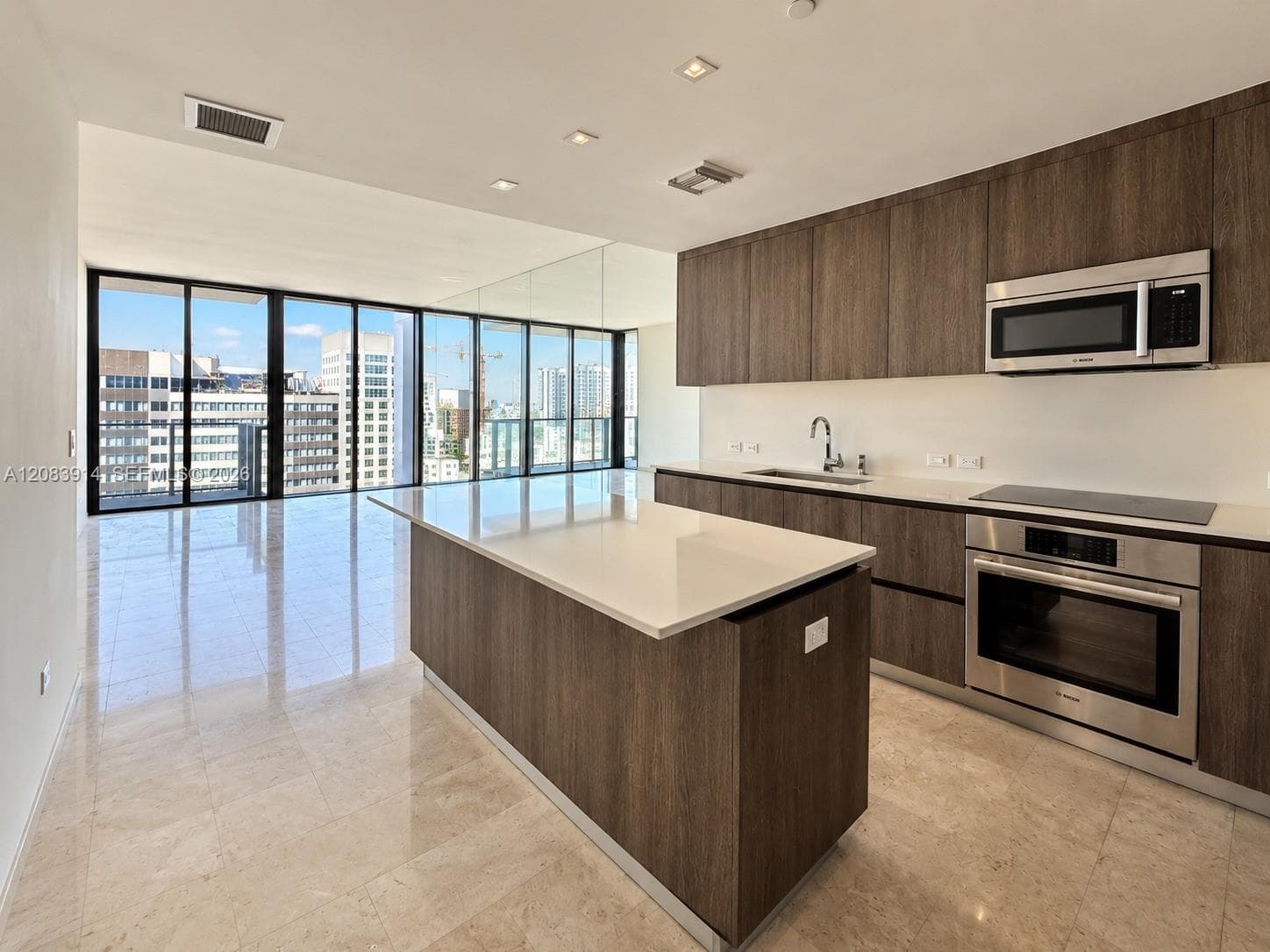 Rise Brickell City Centre · #1808 in Miami - Photo 2