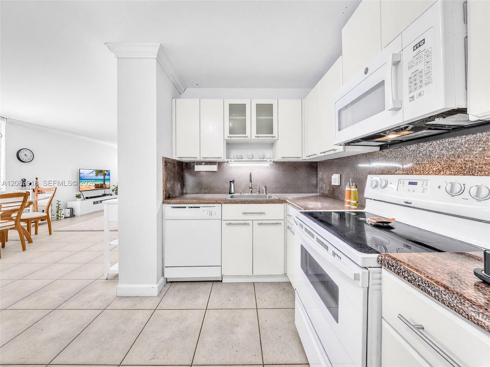 Villa Bay Vista · #203 in Miami Beach - Photo 10