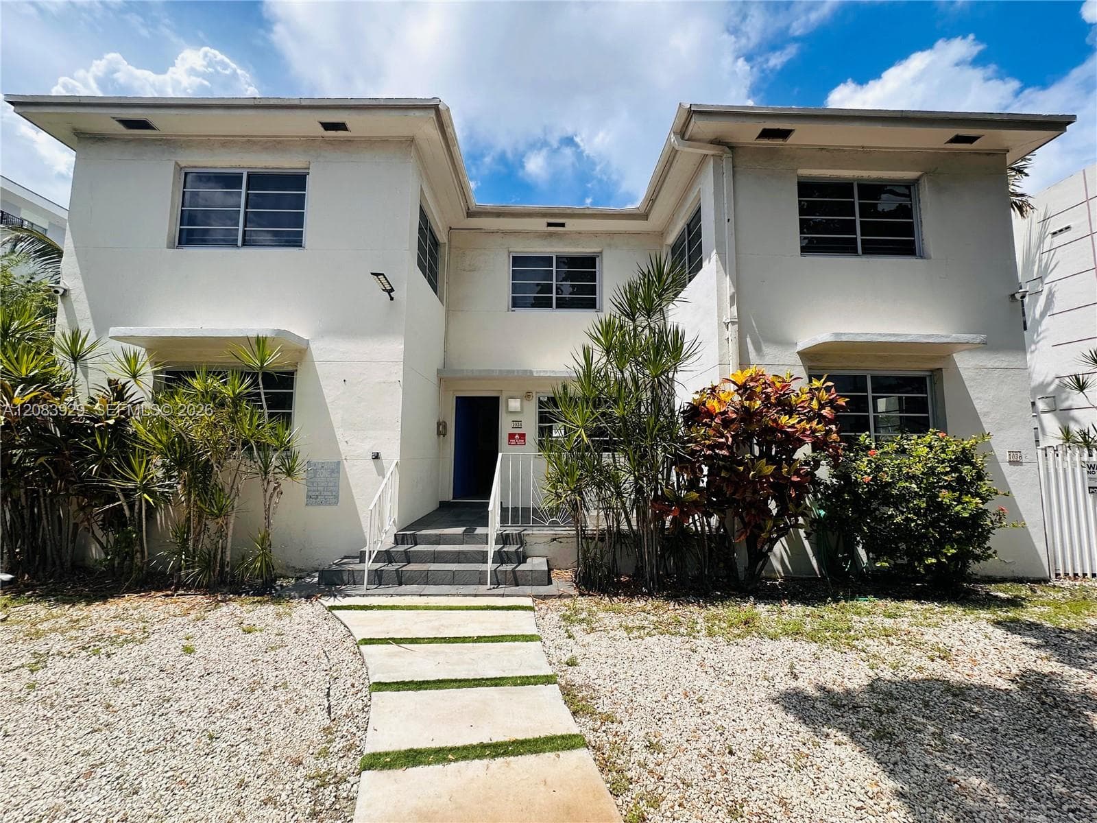 LENOX MANOR · #A in Miami Beach - Photo 2