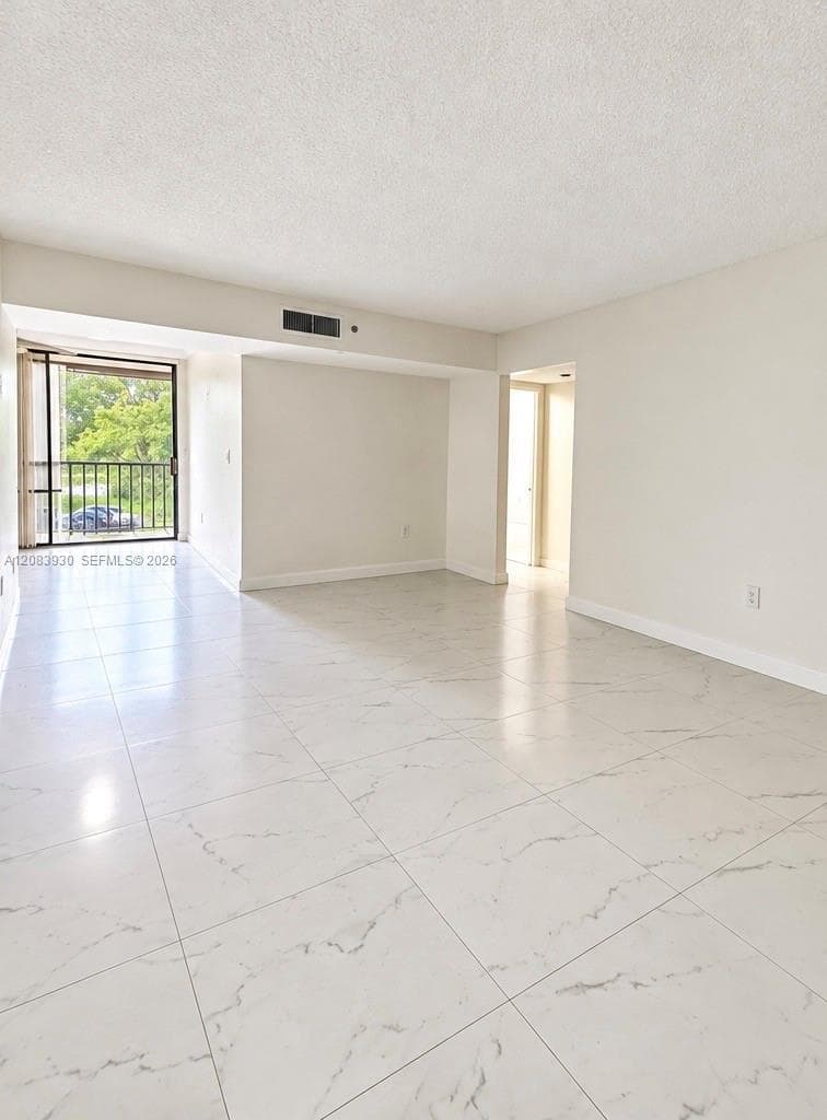 HORIZONS WEST CONDO #9 · #302 in Miami - Photo 2