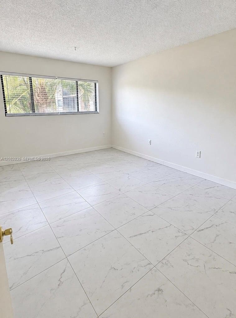 HORIZONS WEST CONDO #9 · #302 in Miami - Photo 5