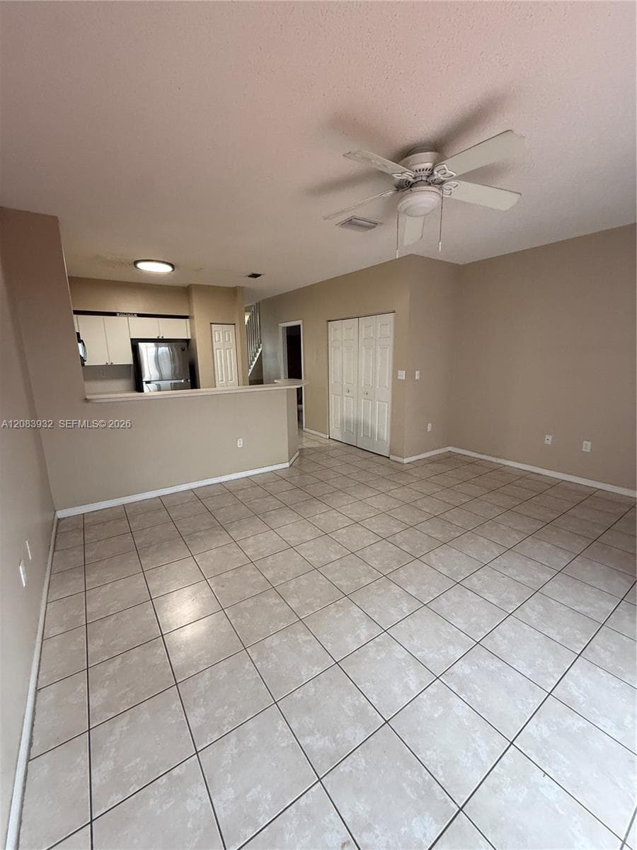 2359 SE 23rd Dr #2359 photo 6