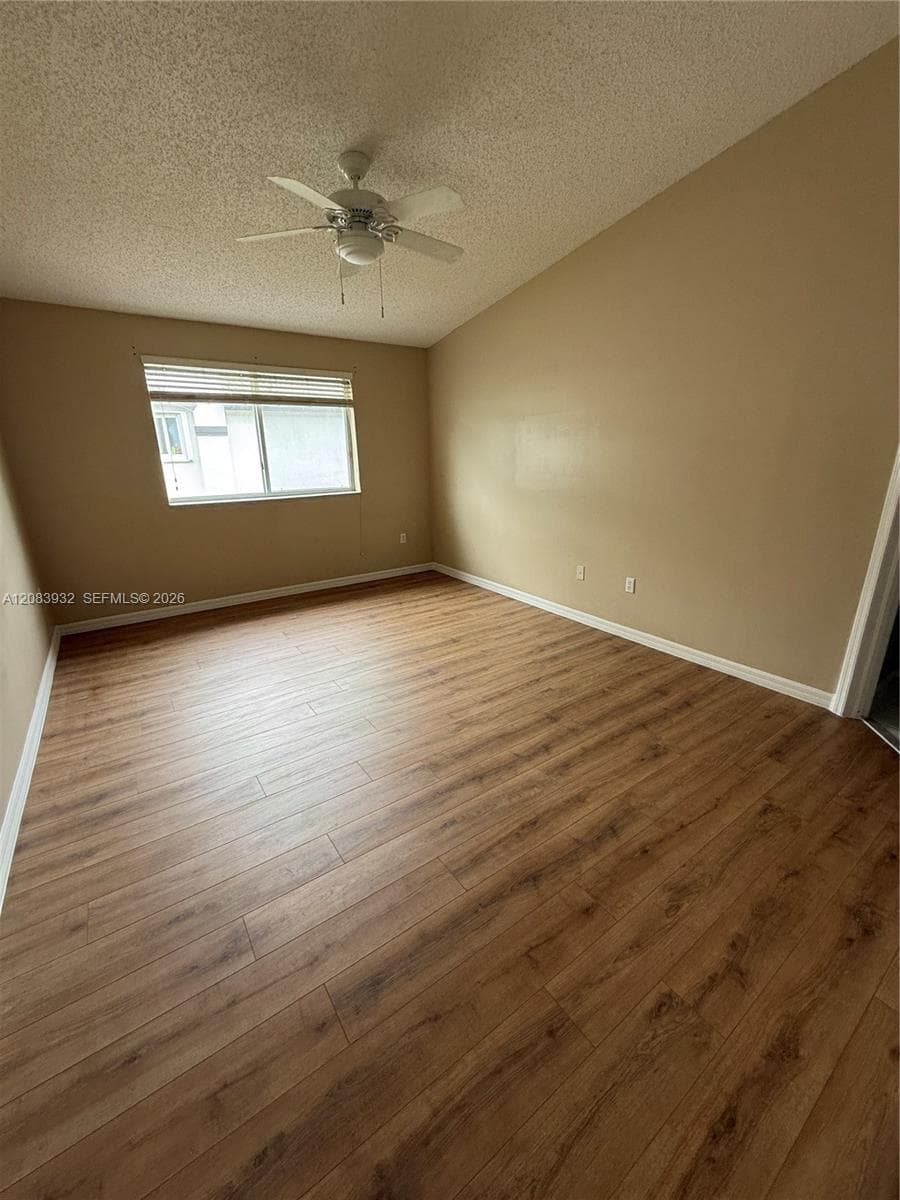 2359 SE 23rd Dr #2359 photo 9