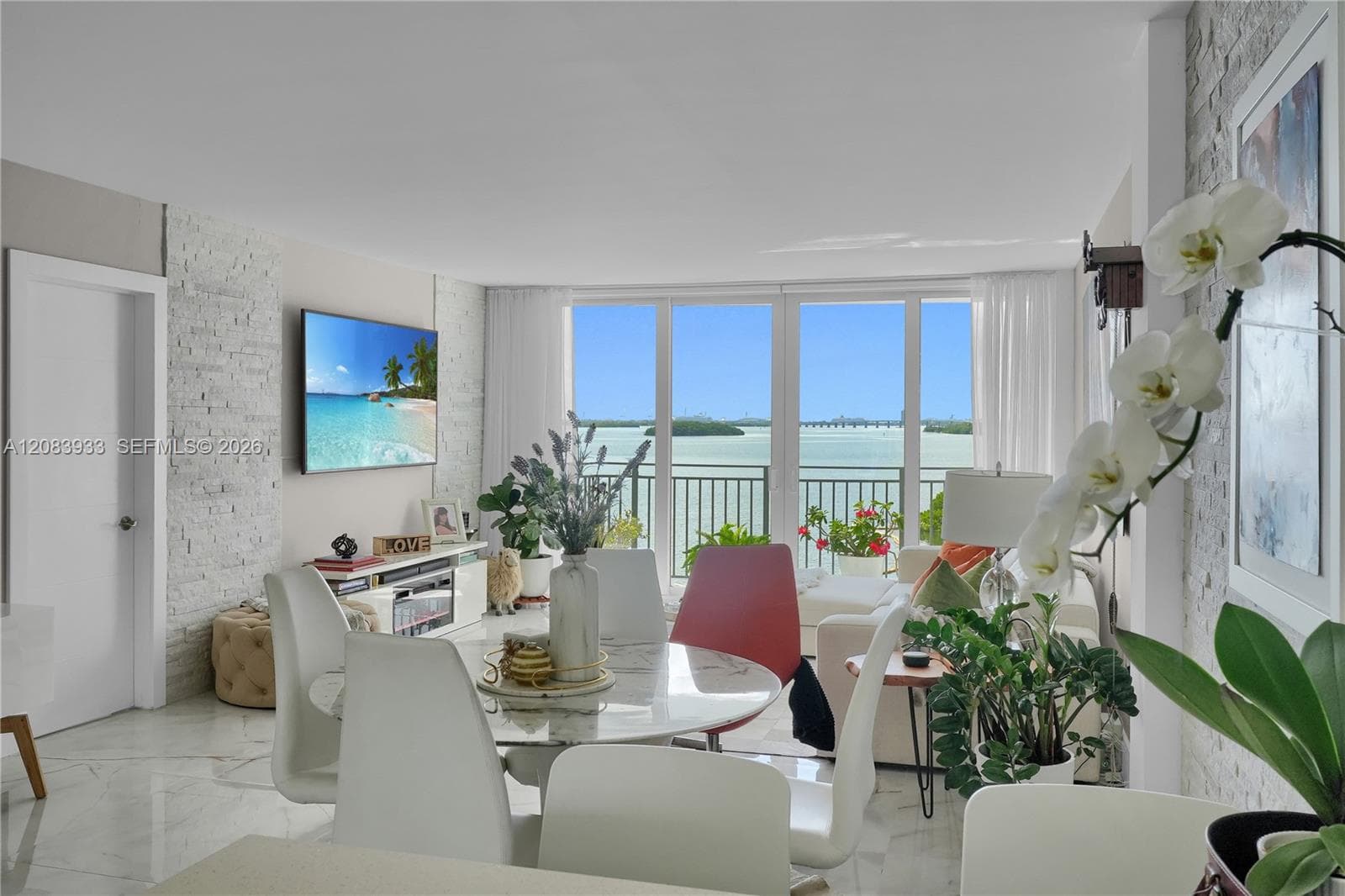 Palm Bay Condominium · #5D in Miami - Photo 7