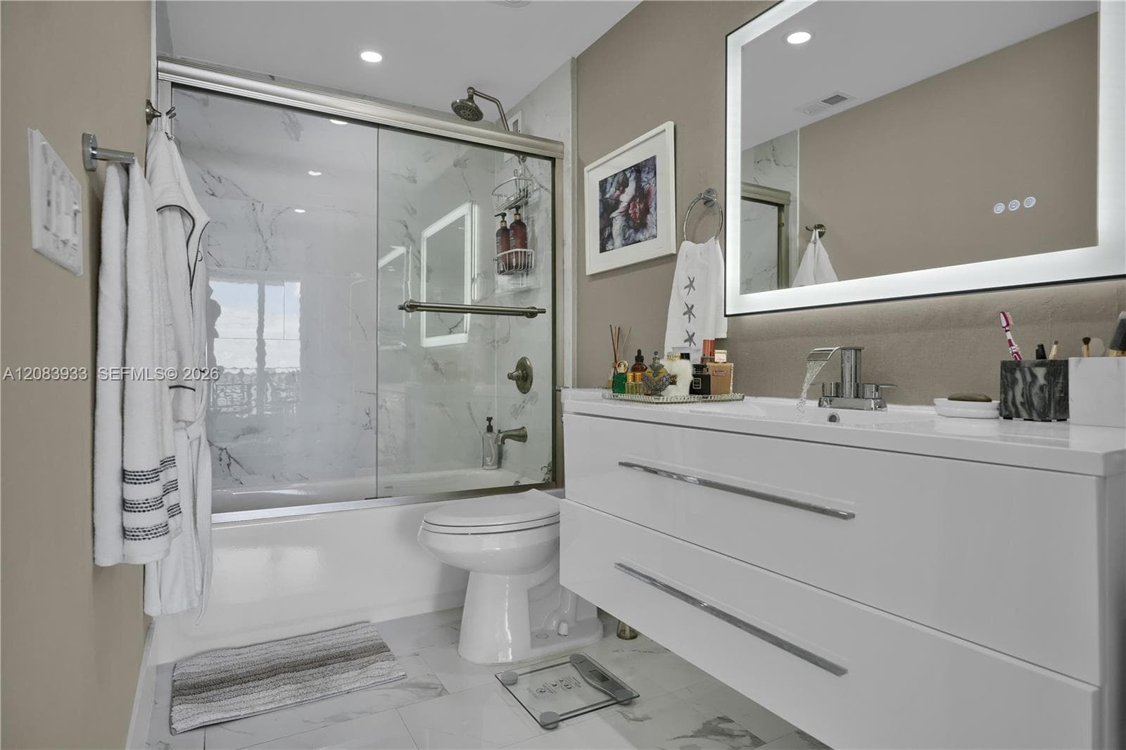 Palm Bay Condominium · #5D in Miami - Photo 20