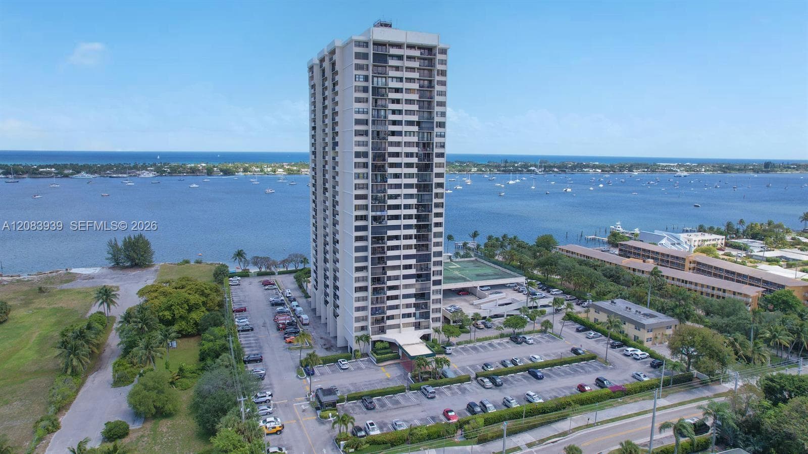 PALM BEACH HOUSE CONDO · #1502 in West Palm Beach - Photo 2