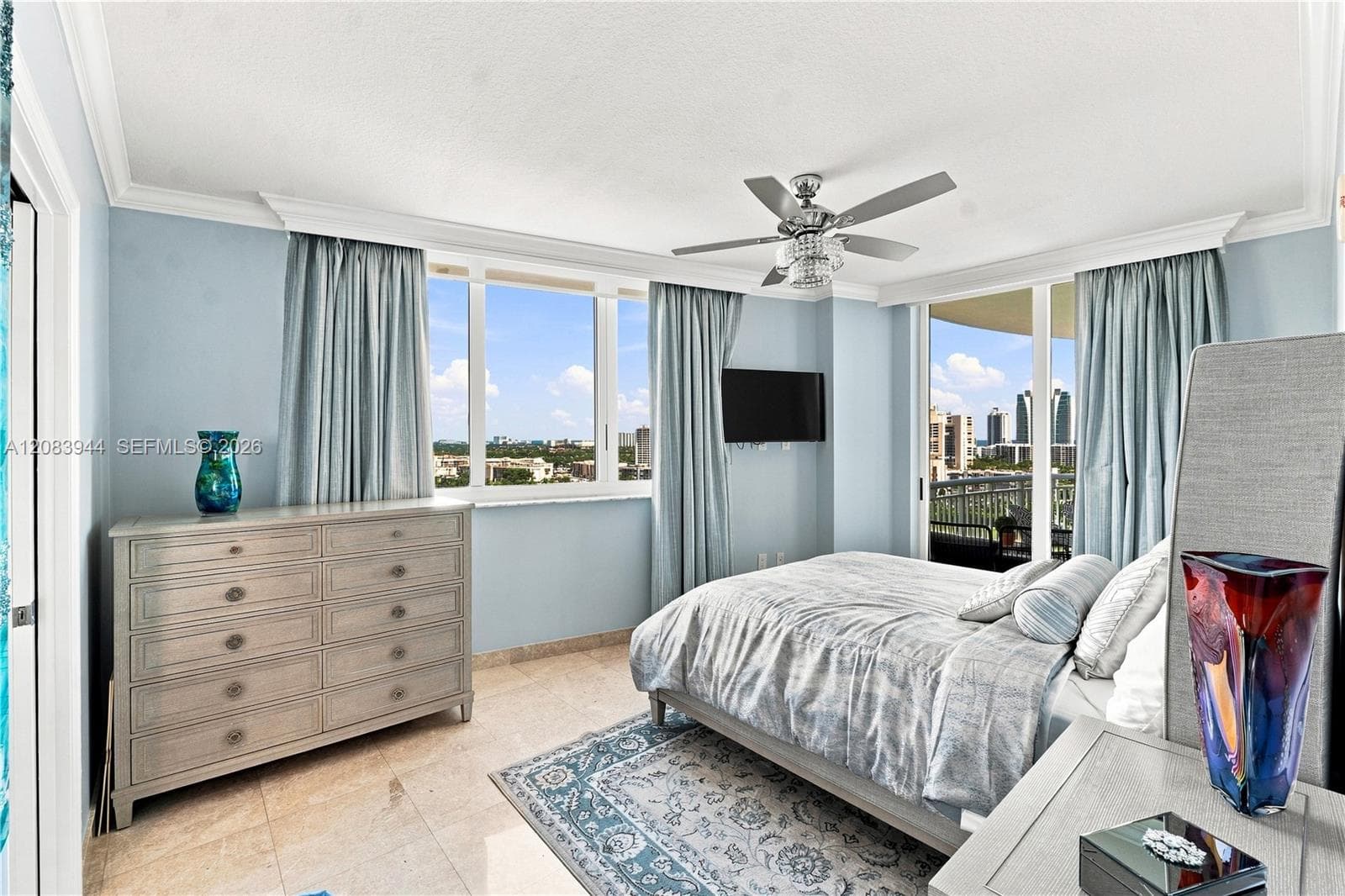 DUO · #1403E in Hallandale Beach - Photo 16