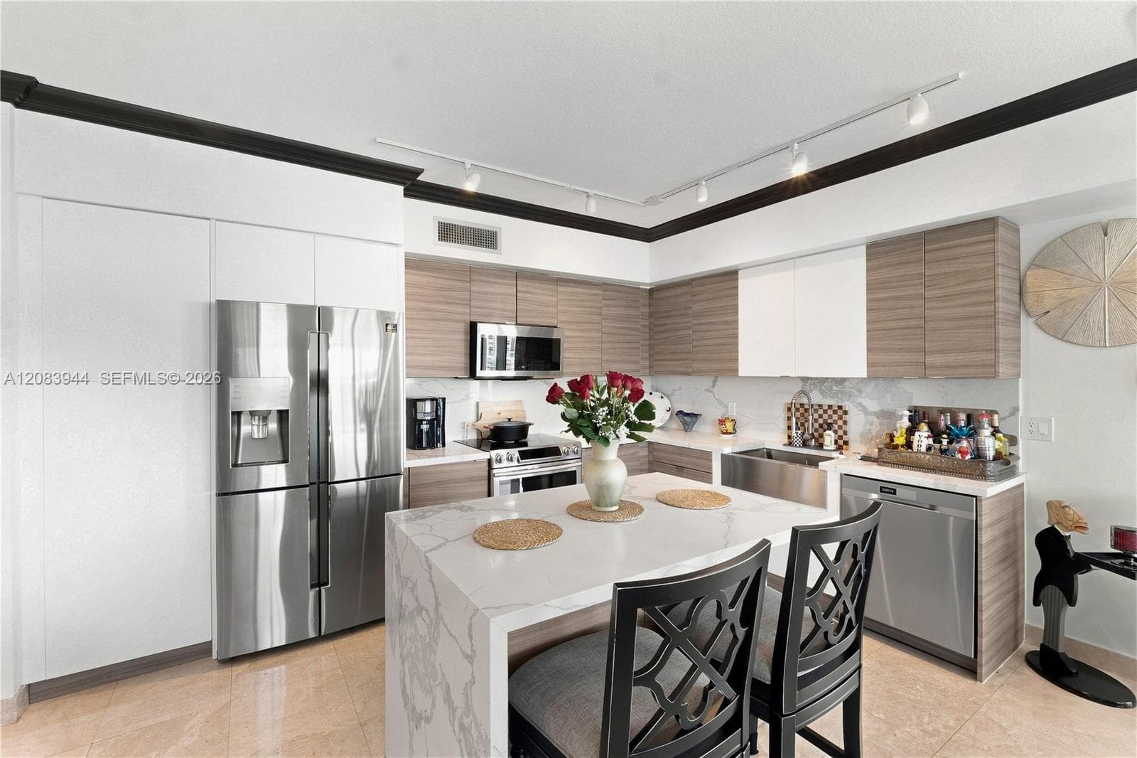 DUO · #1403E in Hallandale Beach - Photo 9