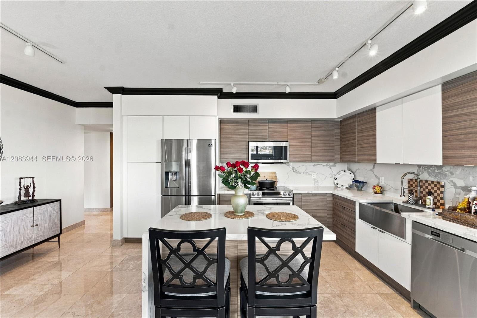DUO · #1403E in Hallandale Beach - Photo 10