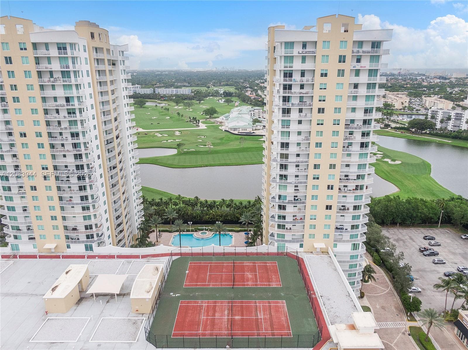 DUO · #1403E in Hallandale Beach - Photo 51
