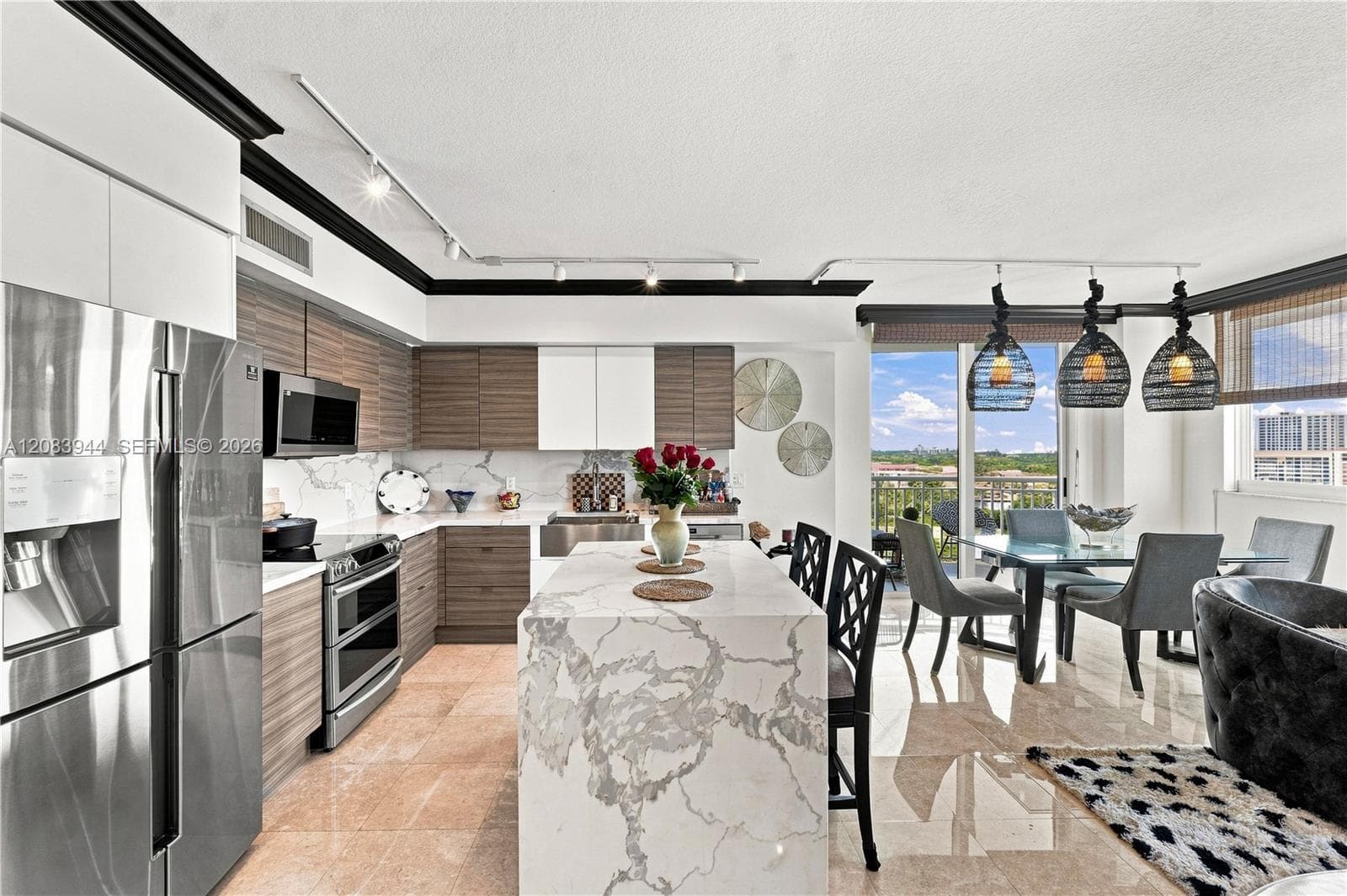 DUO · #1403E in Hallandale Beach - Photo 11