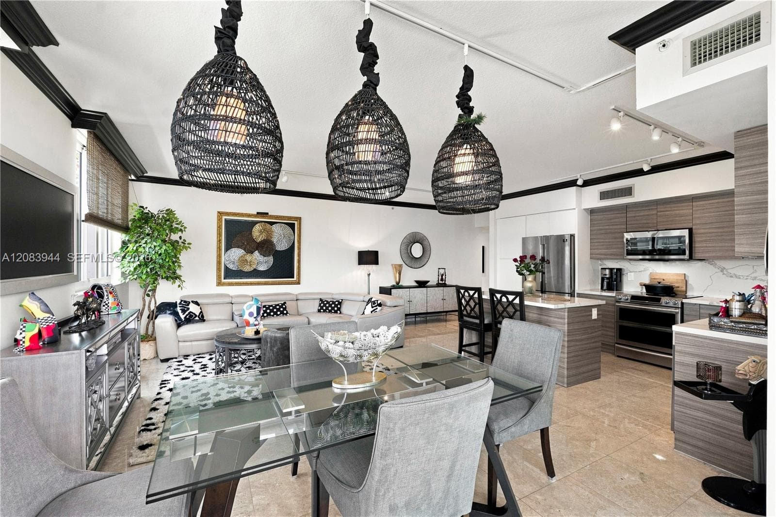 DUO · #1403E in Hallandale Beach - Photo 8