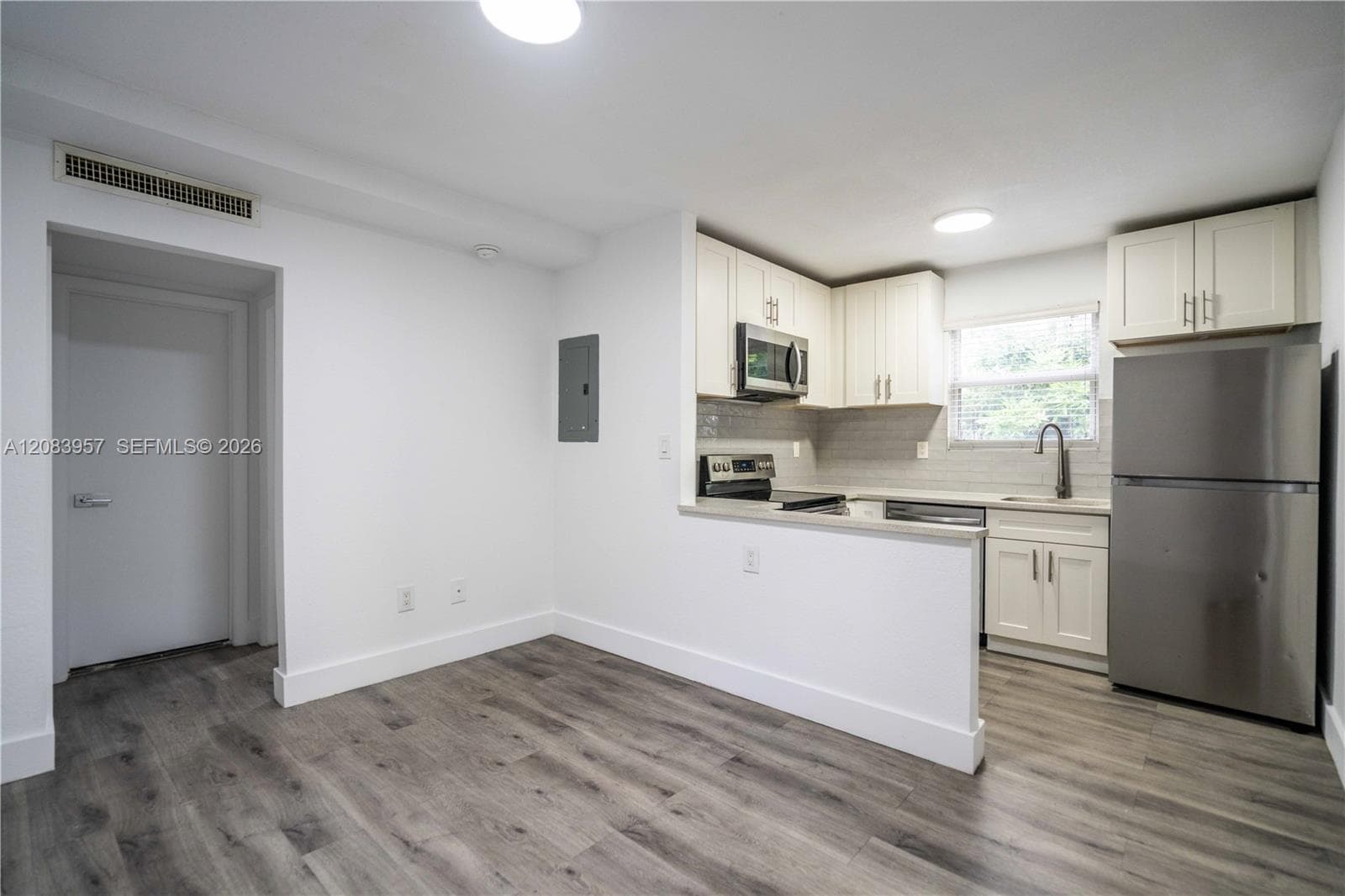 RESUB OF LOT 1 · #6 in Miami - Photo 3