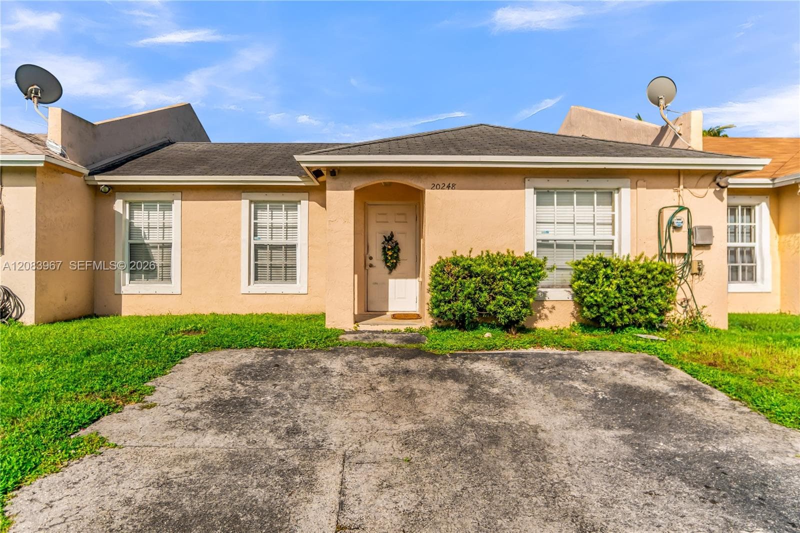 20248 NW 27th Place photo 2