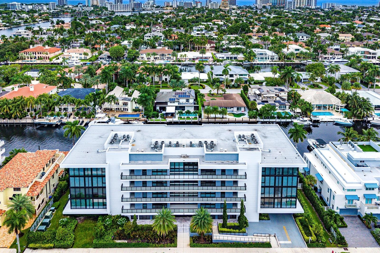 038-160IsleofVeniceDrive-403-FortLauderd