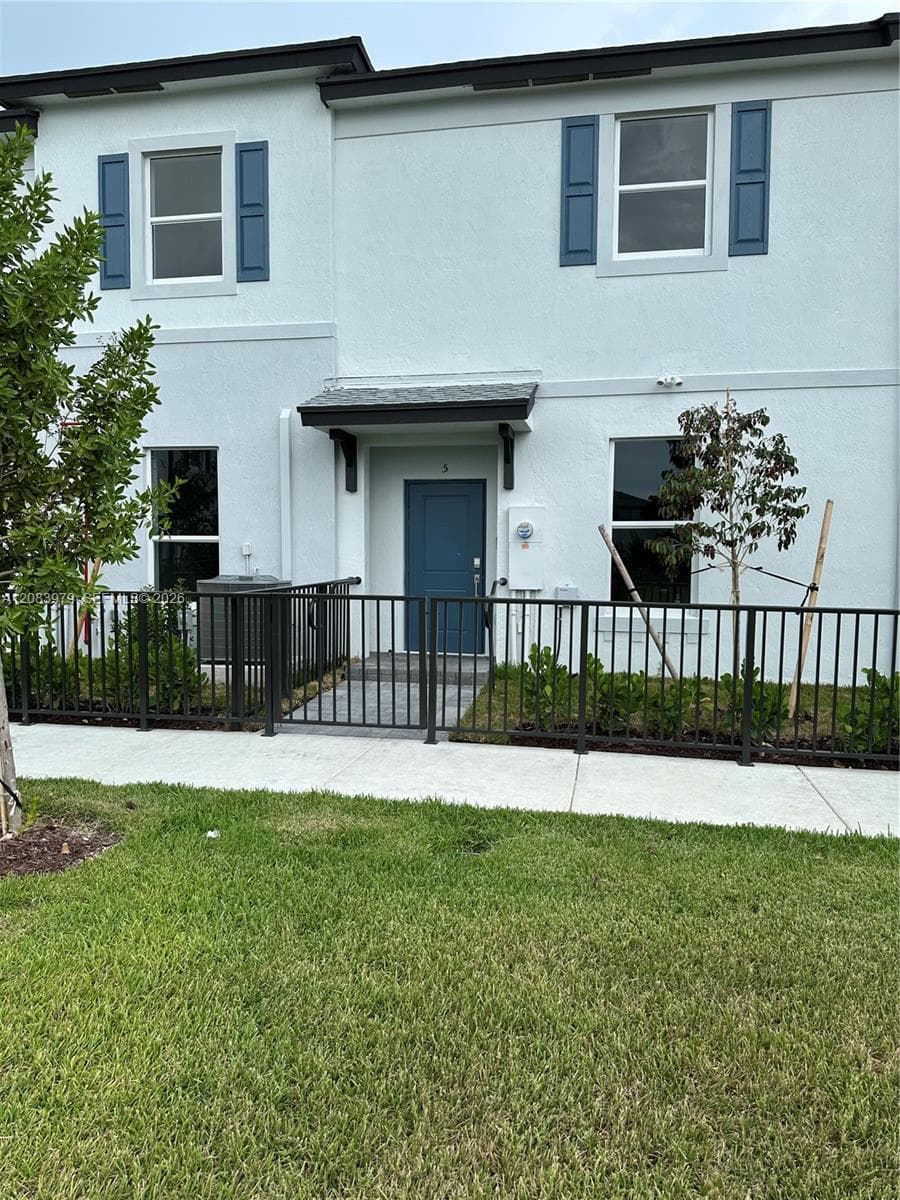 12456 SW 248th St #5 photo 1