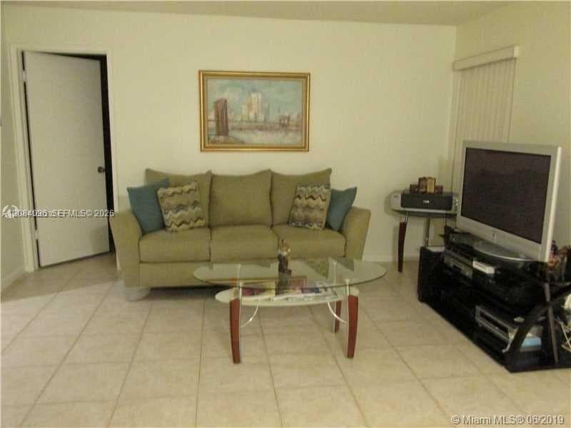 KENLAND POINTE CONDO III · #204T in Miami - Photo 4