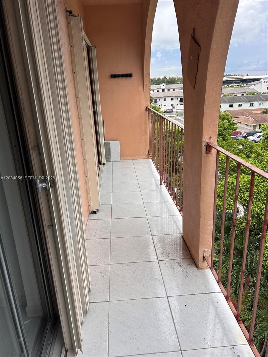 GOLDEN GATE CONDO PHASE I · #410 in Hialeah - Photo 11