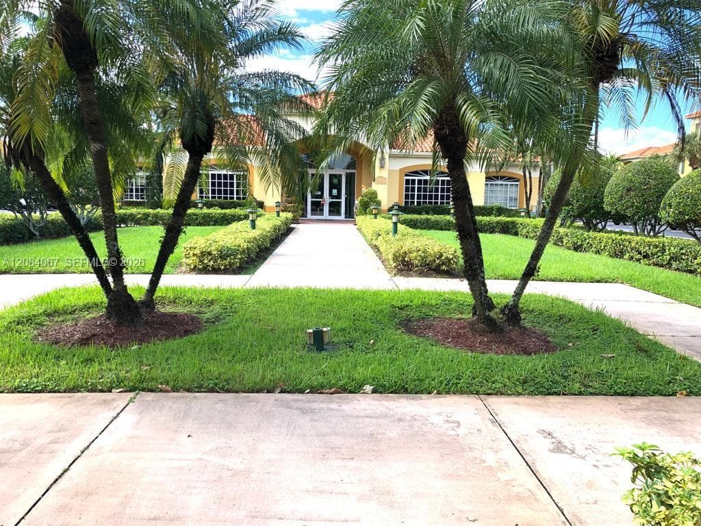 PALM GARDENS AT DORAL 1 · #107 in Doral - Photo 21