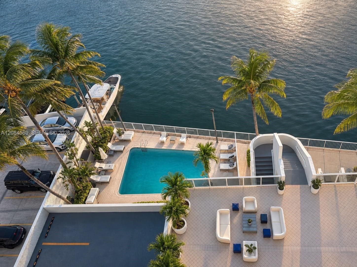 LA RIVE GAUCHE CONDO · #903 in Miami Beach - Photo 12