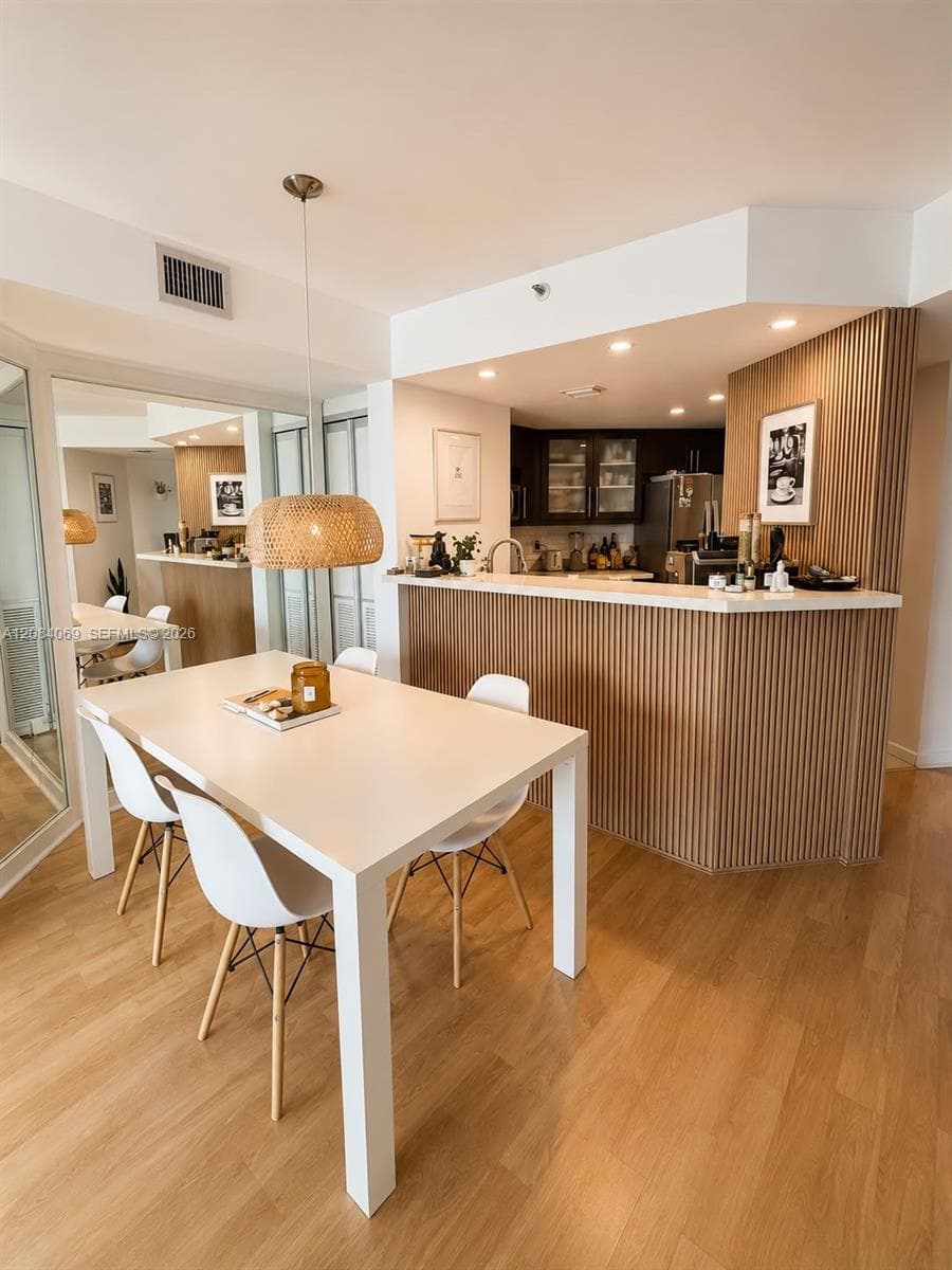 LA RIVE GAUCHE CONDO · #903 in Miami Beach - Photo 7