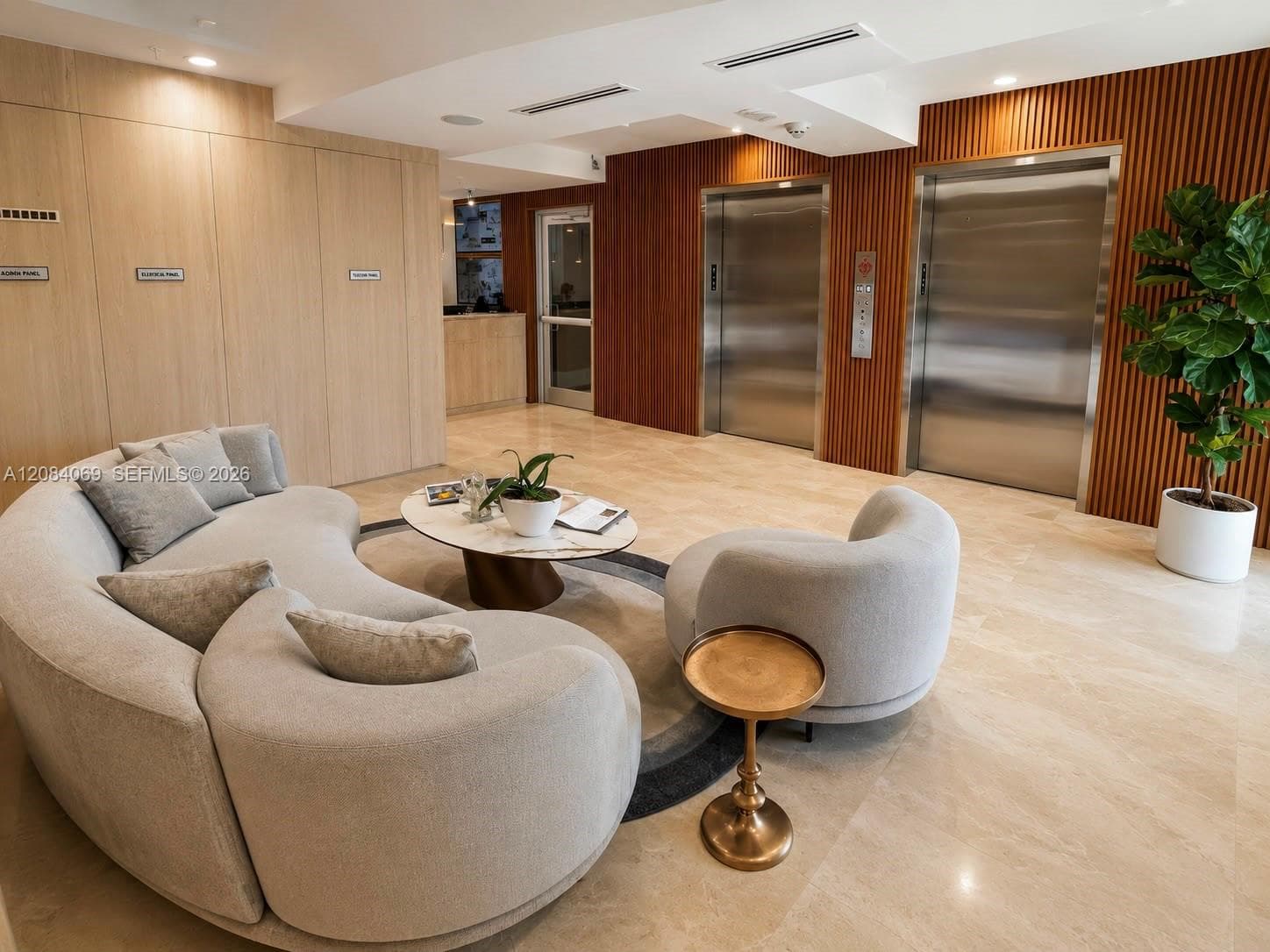 LA RIVE GAUCHE CONDO · #903 in Miami Beach - Photo 3