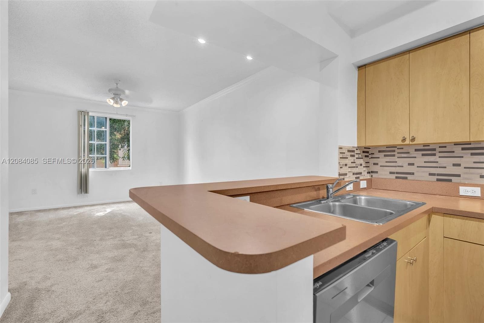 2931 NE 185th St #1101 photo 15