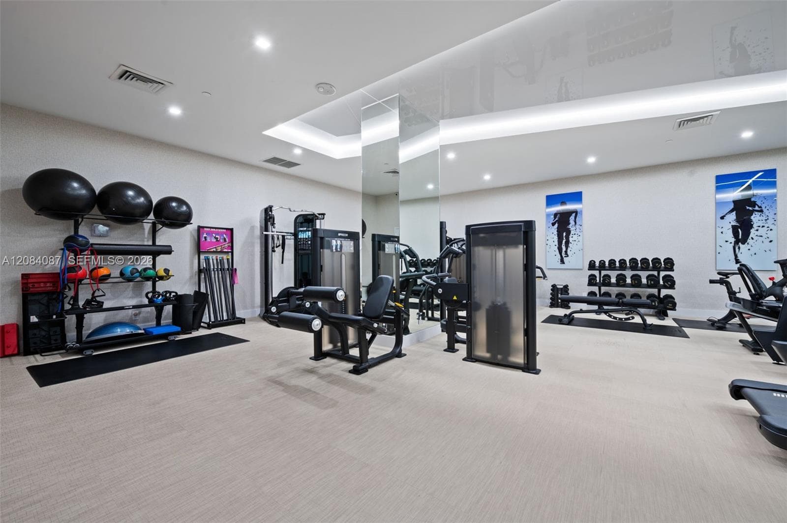 HARBORSIDE · #1807 in Aventura - Photo 28