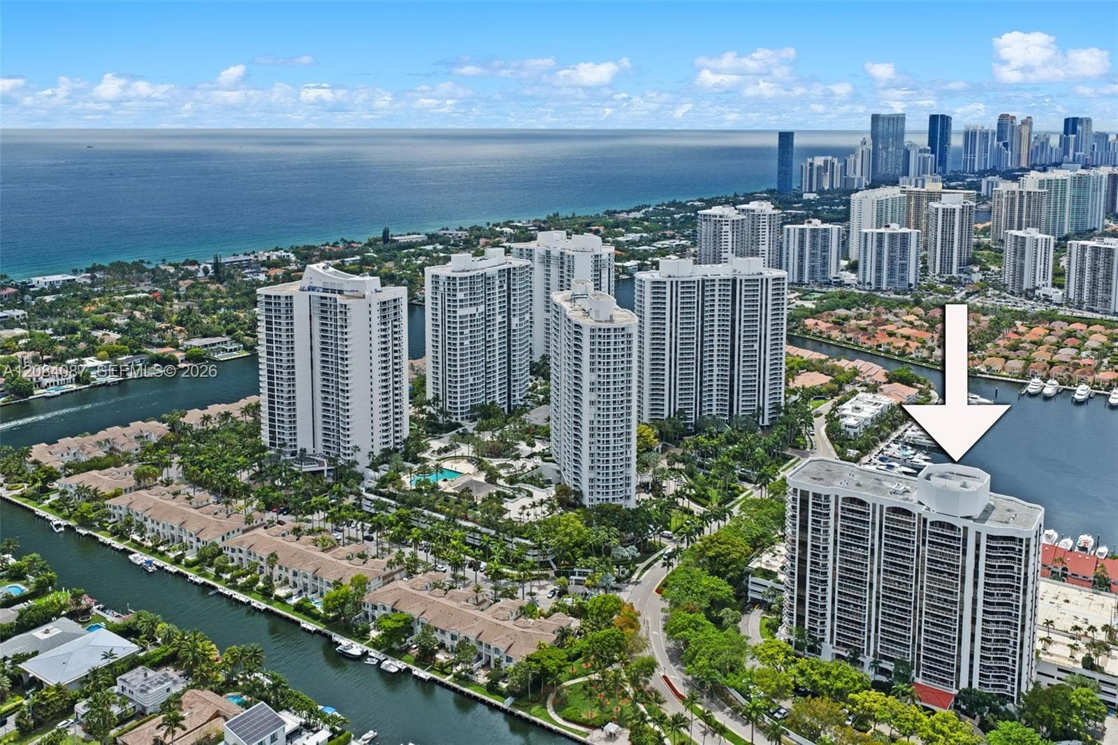HARBORSIDE · #1807 in Aventura - Photo 37
