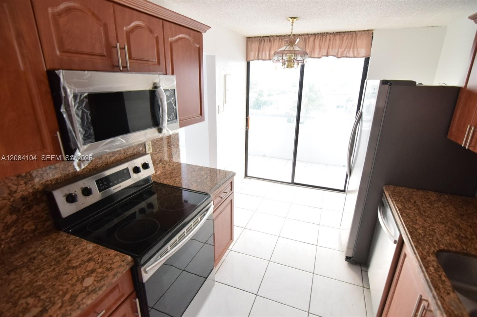 PARKVIEW PLAZA CONDO · #419 in Miami Beach - Photo 6