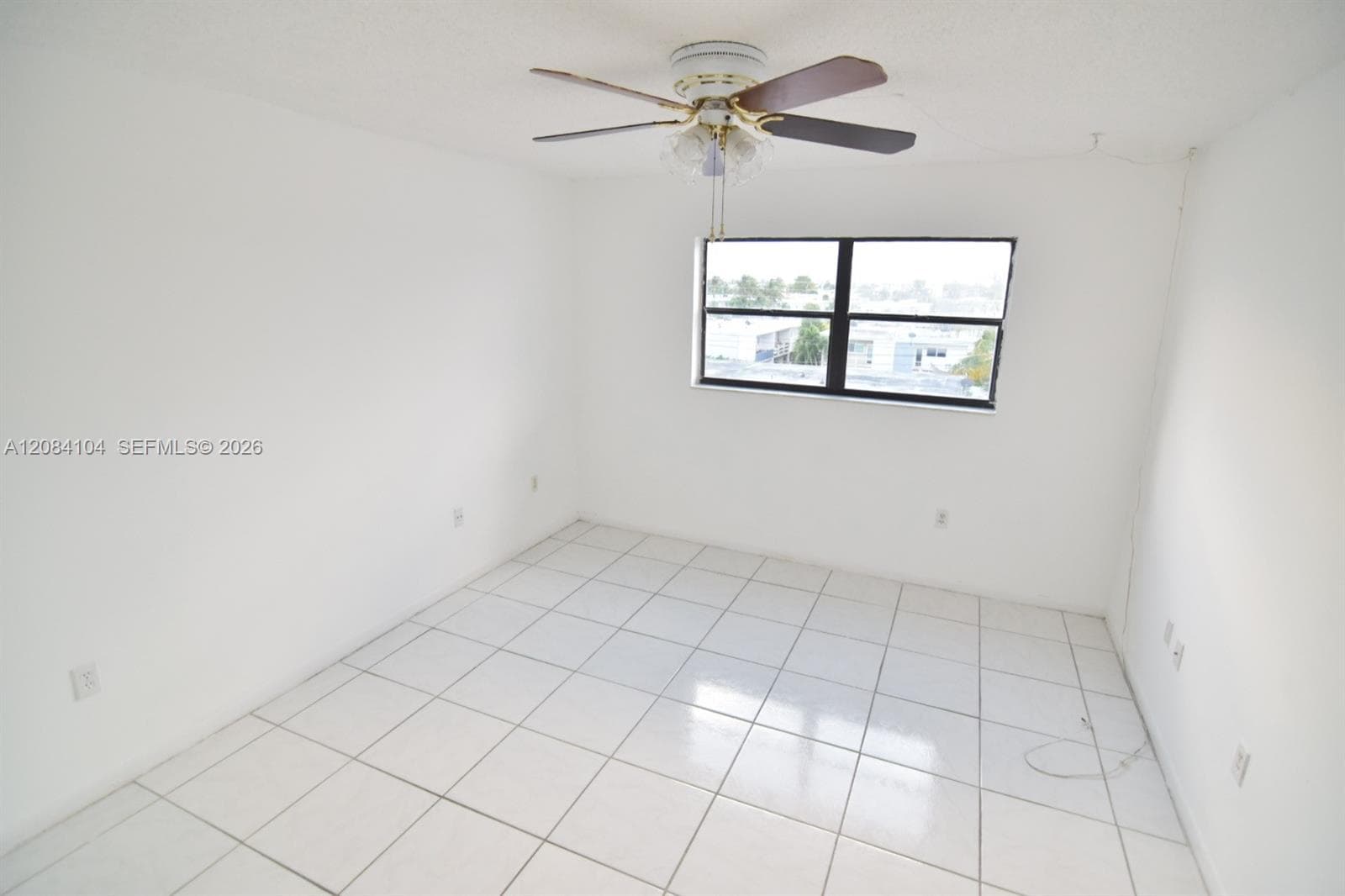 PARKVIEW PLAZA CONDO · #419 in Miami Beach - Photo 12
