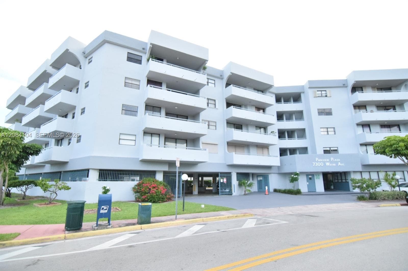 PARKVIEW PLAZA CONDO · #419 in Miami Beach - Photo 1