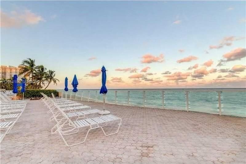 PARKER TOWER CONDO · #1703 in Hallandale Beach - Photo 13