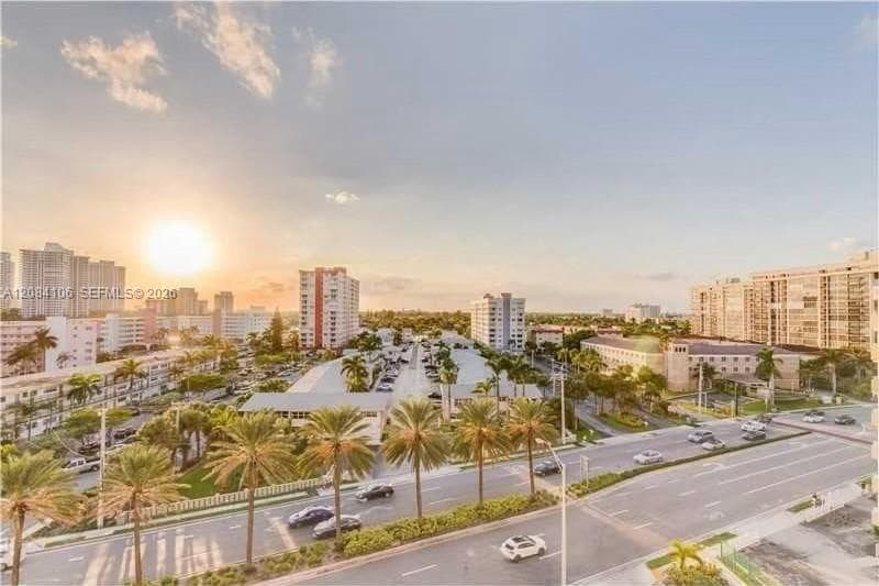 PARKER TOWER CONDO · #1703 in Hallandale Beach - Photo 12