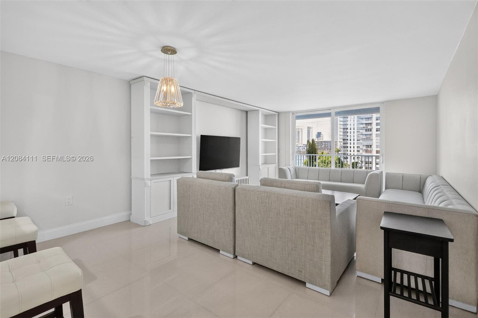 Eden Point North Condo · #606 in North Miami Beach - Photo 23