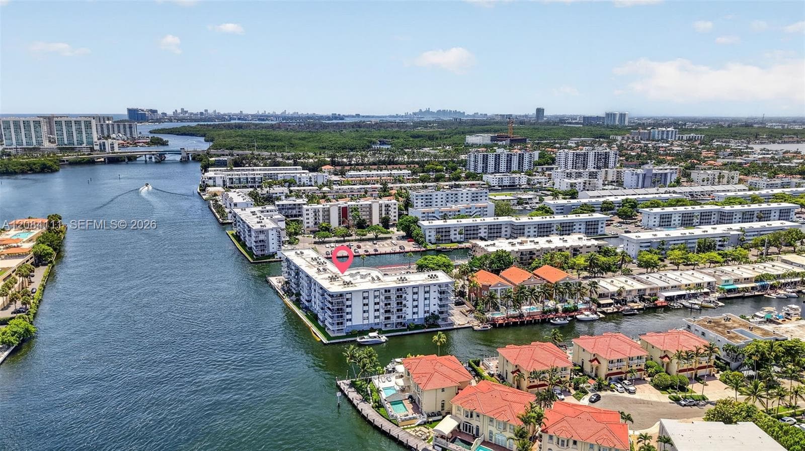 Eden Point North Condo · #606 in North Miami Beach - Photo 16